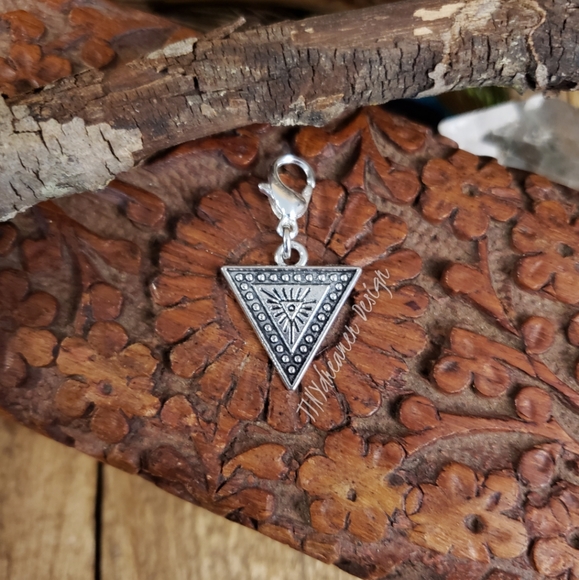 5/$25 Egyptian Silver Eye of Providence Charm for Bracelet~Journal~Zipper~Occult - Picture 6 of 9